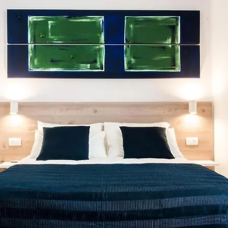 Demi Bed & Breakfast Neapol