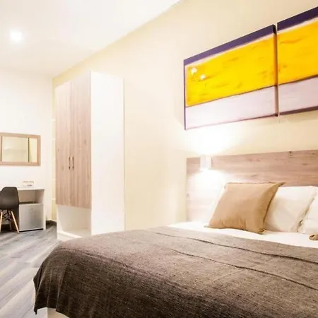 Demi Bed & Breakfast 3*
